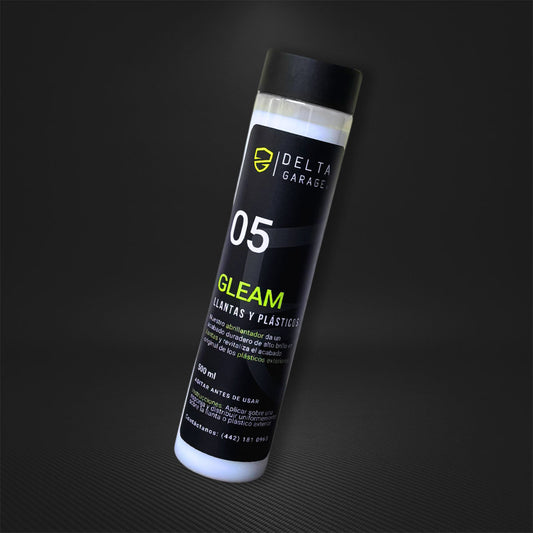 05 GLEAM - Abrillantador de Llantas y Plásticos Exteriores